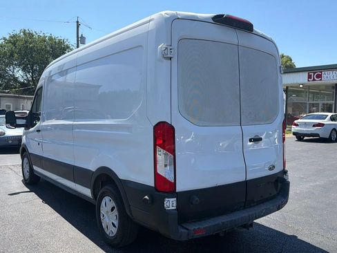 Used 2018 Ford Transit 250 148 Medium Roof RWD image 7