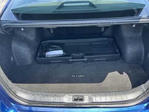 Used 2023 Nissan Altima 2.5 SR FWD image 33