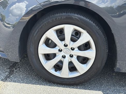 Used 2024 Toyota Corolla LE FWD image 25