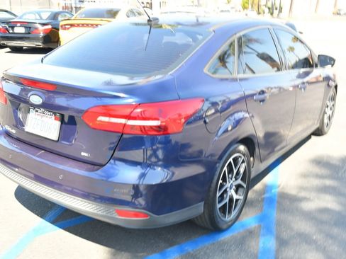 Used 2017 Ford Focus SEL FWD image 7