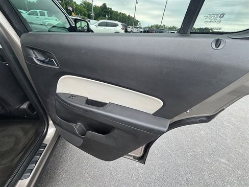 Used 2011 Chevrolet Equinox LT w/ All-Star Package FWD image 27