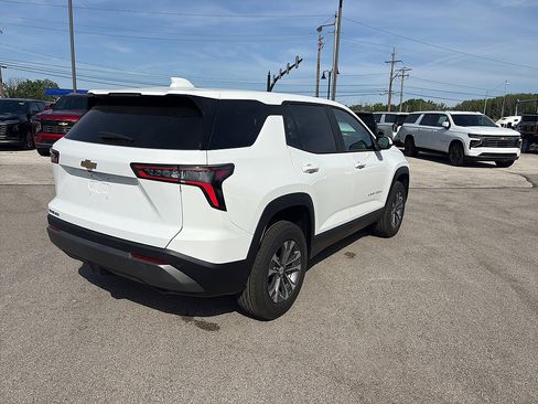 New 2026 Chevrolet Equinox LT FWD image 5