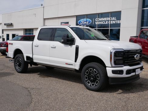 New 2026 Ford F350 Platinum image 4