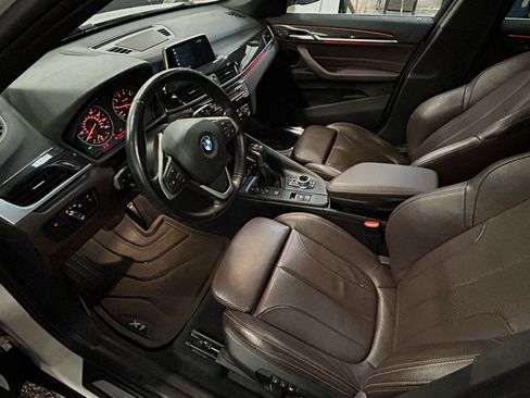 Used 2018 BMW X1 xDrive28i w/ Convenience Package image 11