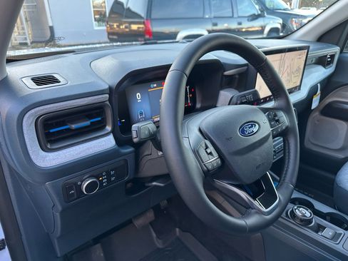 New 2026 Ford Maverick XLT w/ XLT Luxury Package image 17