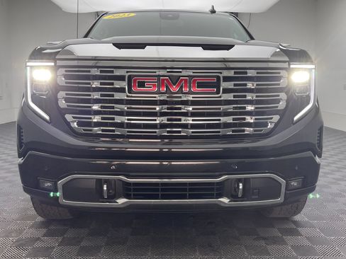 Used 2023 GMC Sierra 1500 Denali AWD/4WD image 15