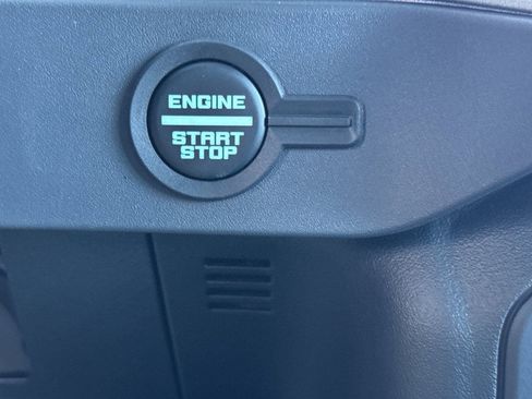 New 2025 Ford Bronco Outer Banks image 24