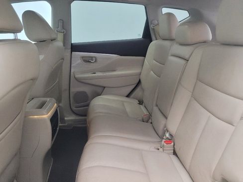 Used 2015 Nissan Murano Platinum FWD image 18