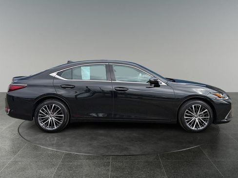 Used 2023 Lexus ES 250 w/ Premium Package AWD/4WD image 10