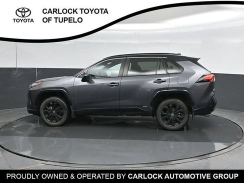 Used 2023 Toyota RAV4 XSE AWD/4WD image 9
