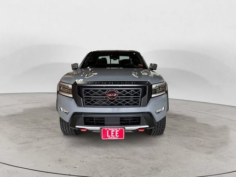Used 2022 Nissan Frontier PRO-4X AWD/4WD image 9