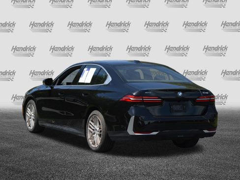 Certified 2025 BMW 530i xDrive AWD/4WD image 9
