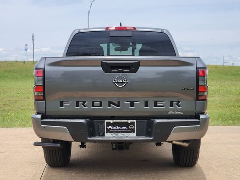 New 2026 Nissan Frontier SV AWD/4WD image 8