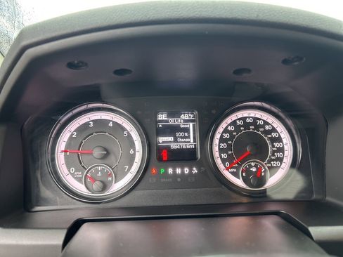 Used 2024 RAM 1500 Classic SLT image 17