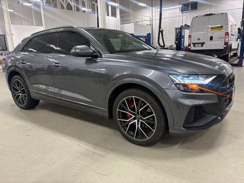 Used 2022 Audi Q8 Premium Plus AWD/4WD image 2
