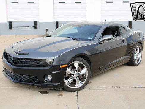 Used 2012 Chevrolet Camaro SS w/ Orange Stripe Package image 24