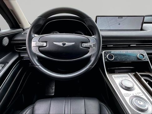 Used 2024 Genesis GV80 2.5T image 9