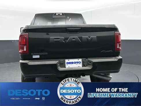 New 2026 RAM 2500 Laramie AWD/4WD image 7