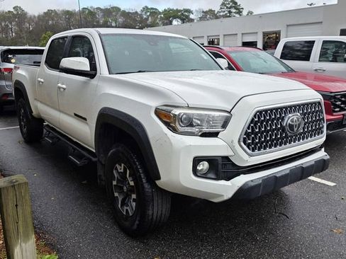 Used 2019 Toyota Tacoma TRD Off-Road image 1