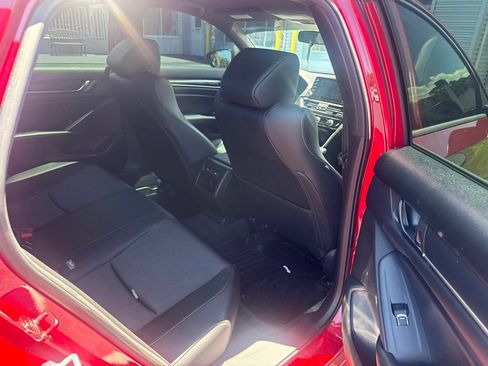 Used 2022 Honda Accord Sport image 10