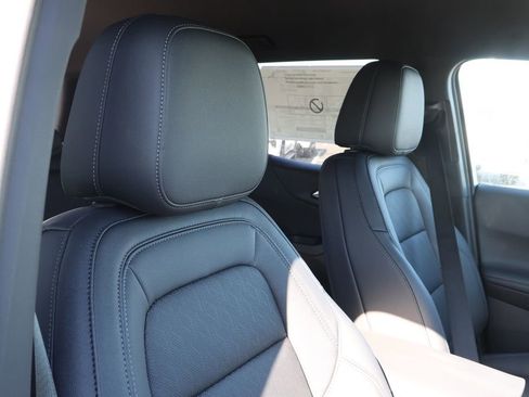 New 2026 Chevrolet Equinox LT w/ Convenience Package II image 42