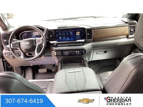 Used 2024 Chevrolet Silverado 2500 High Country w/ Technology Package AWD/4WD image 11