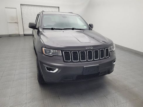 Used 2017 Jeep Grand Cherokee Laredo w/ Quick Order Package 23E AWD/4WD image 14