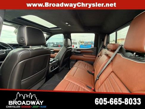 Used 2023 GMC Sierra 1500 Denali Ultimate image 11