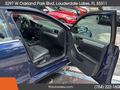 Used 2014 Volkswagen Jetta SE FWD image 37