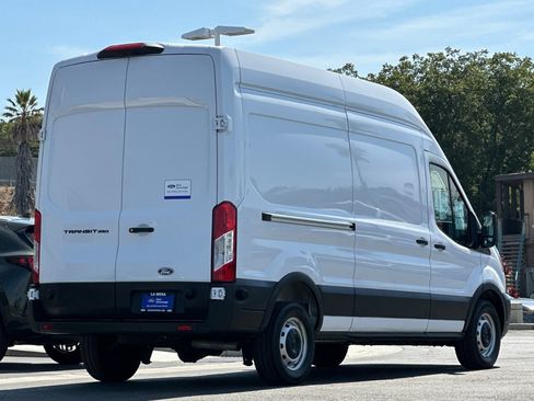 Certified 2026 Ford Transit 250 148 High Roof RWD image 3
