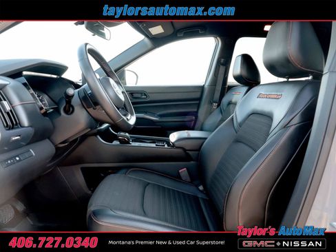 Used 2024 Nissan Pathfinder Rock Creek AWD/4WD image 5