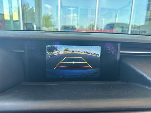 Used 2016 Lexus IS 300 AWD image 28