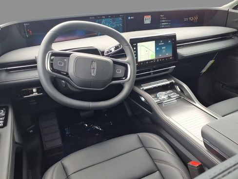 New 2026 Lincoln Nautilus Premier AWD/4WD image 6