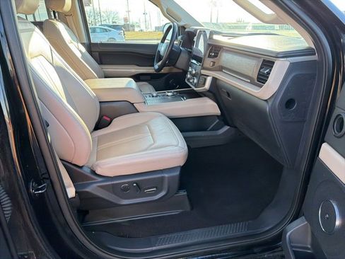 Used 2024 Ford Expedition Max Limited image 40