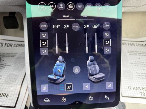 Used 2024 Lucid Air Pure image 25