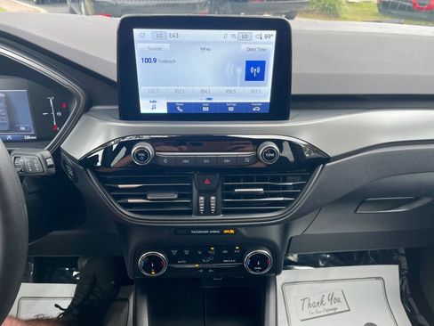 Used 2025 Ford Escape Active image 16