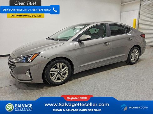 Used 2020 Hyundai Elantra SEL FWD image 1