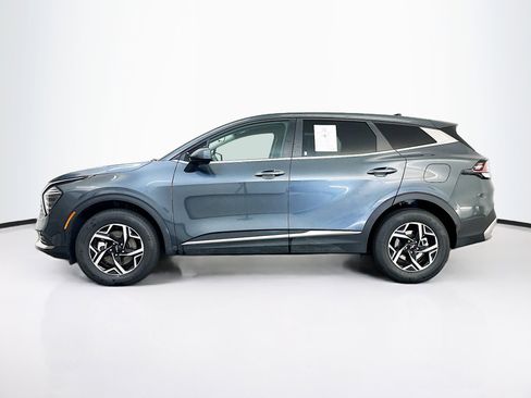 Used 2025 Kia Sportage LX AWD/4WD image 4