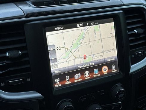 Used 2017 RAM 1500 Limited image 27