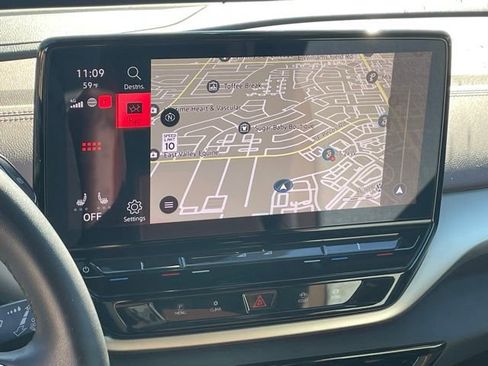 Used 2023 Volkswagen ID.4 Pro image 18