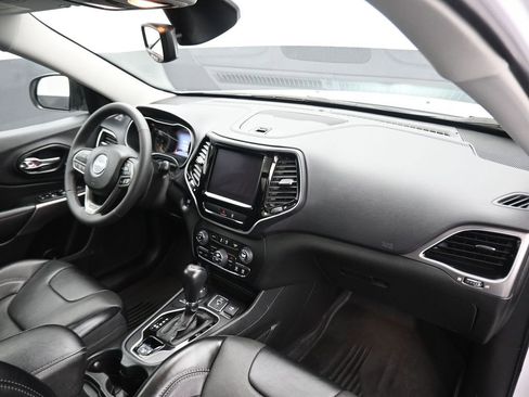 Used 2022 Jeep Cherokee Limited w/ Elite Package AWD/4WD image 46