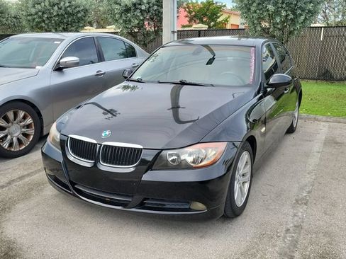 Used 2006 BMW 325i Sedan RWD image 3
