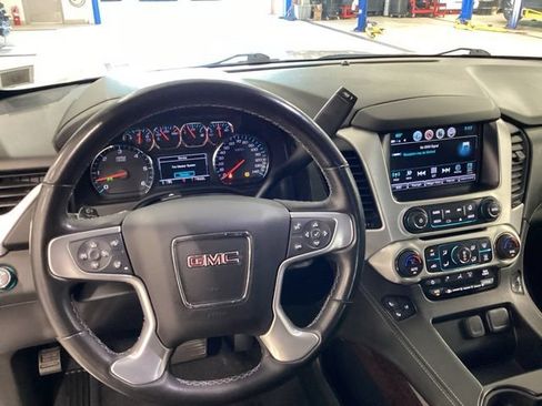 Used 2020 GMC Yukon SLT AWD/4WD image 6