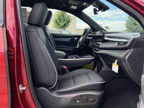 New 2026 Buick Enclave Sport Touring w/ Super Cruise Package image 28