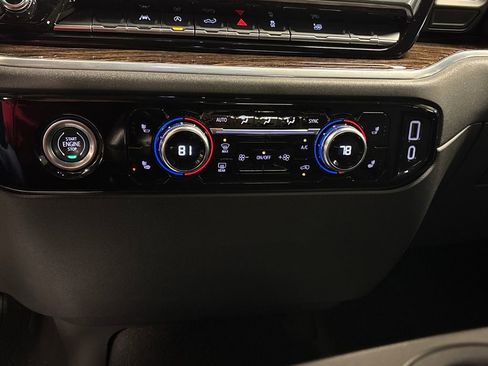 Used 2022 GMC Sierra 1500 Elevation image 38