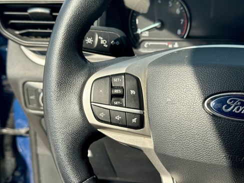 Used 2022 Ford Explorer XLT w/ Class IV Trailer Tow Package AWD/4WD image 27