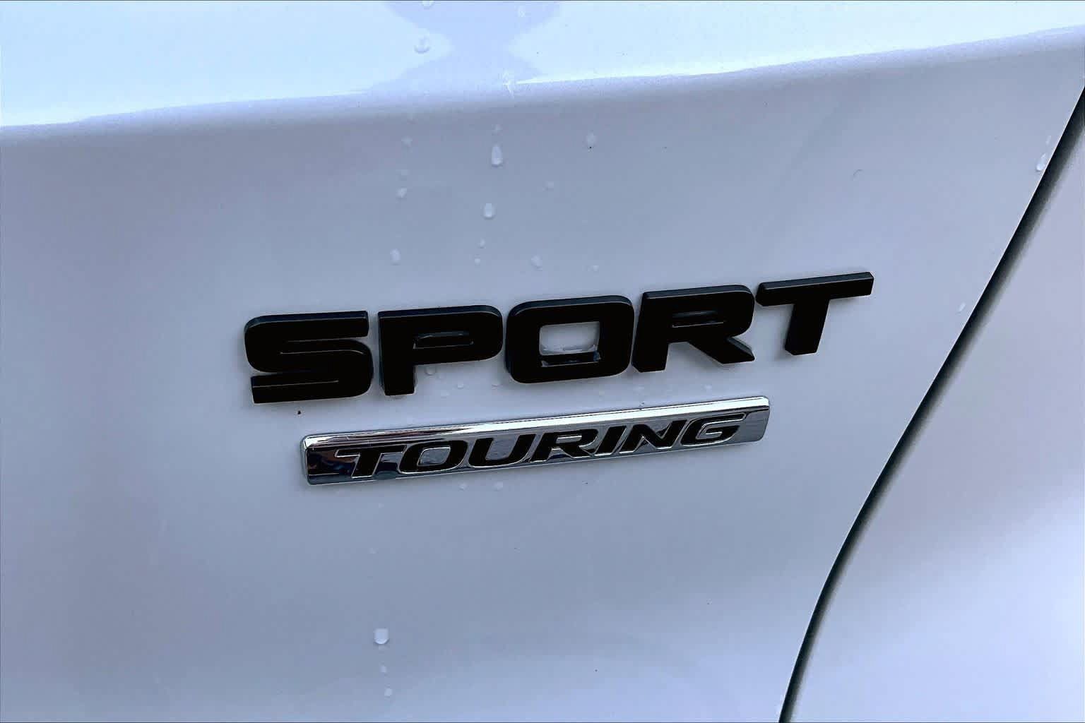 Used 2024 Honda CR-V Sport Touring image 10