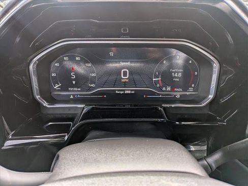 Used 2025 GMC Sierra 2500 SLT w/ SLT Premium Package image 12