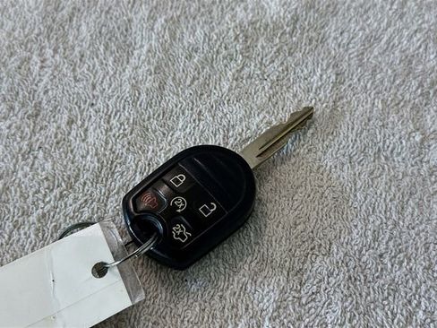 Used 2014 Ford Taurus SEL w/ Equipment Group 201A image 27