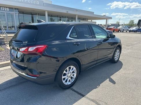 Used 2020 Chevrolet Equinox LT w/ Driver Convenience Package AWD/4WD image 6